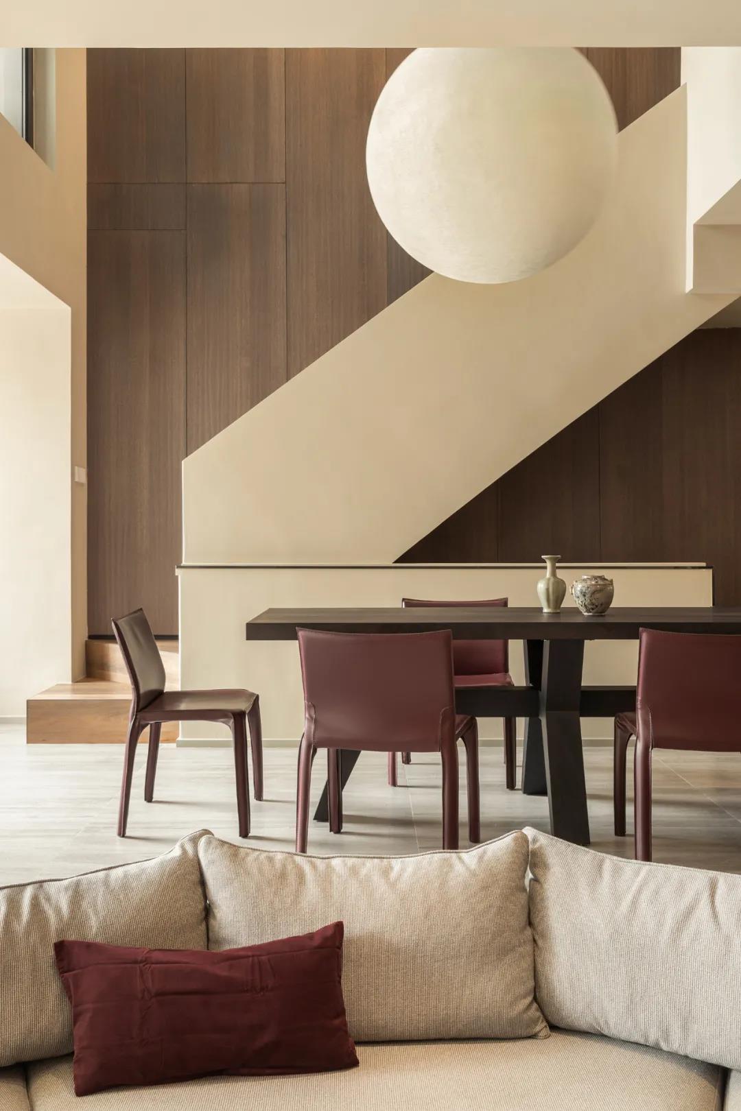 現(xiàn)代北歐風(fēng)格室內(nèi)家裝案例效果圖-餐廳 現(xiàn)代北歐風(fēng)格室內(nèi)家裝案例效果圖-餐廳