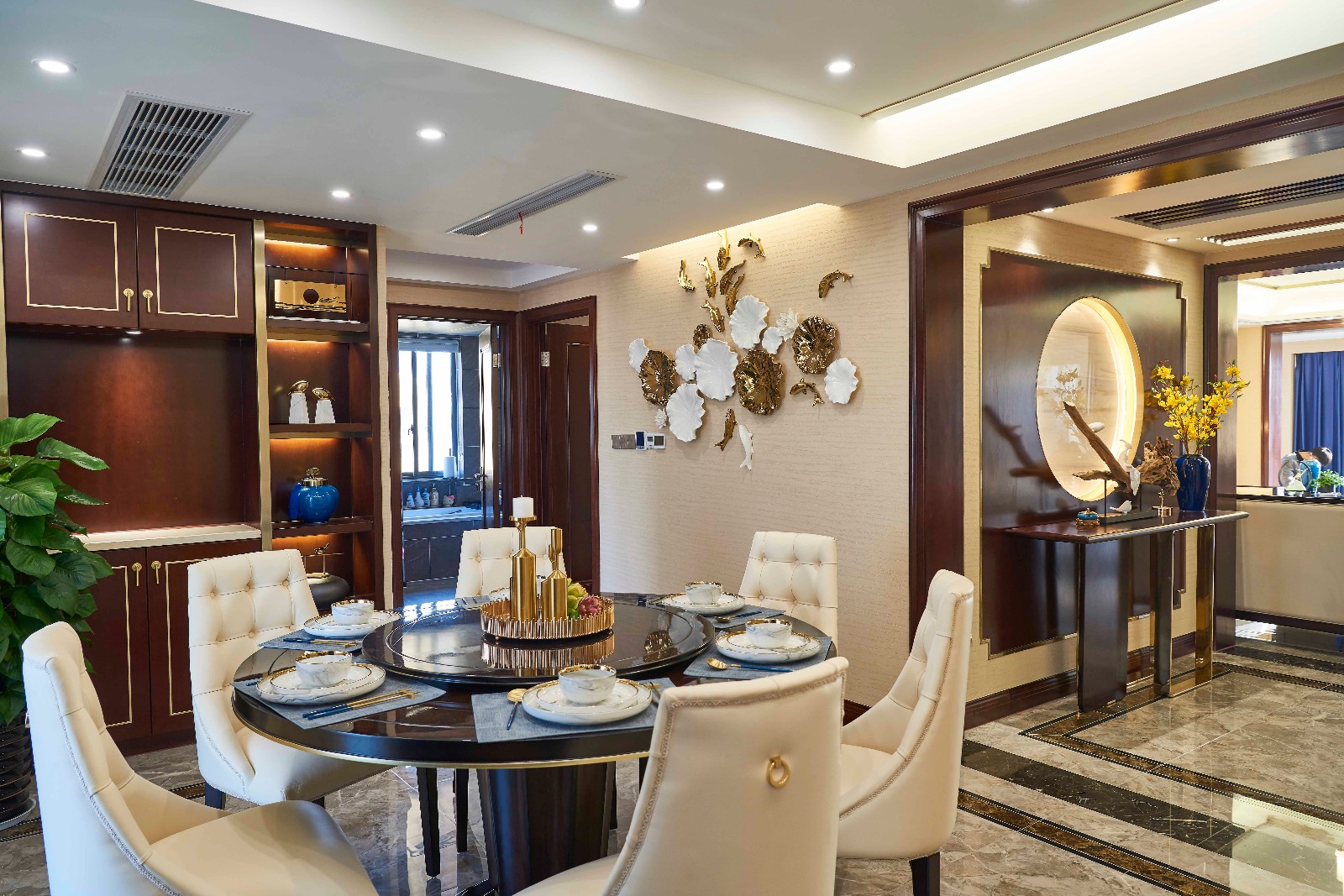 裝修案例新中式風(fēng)格室內(nèi)裝修效果圖-餐廳 裝修案例新中式風(fēng)格室內(nèi)裝修效果圖-餐廳