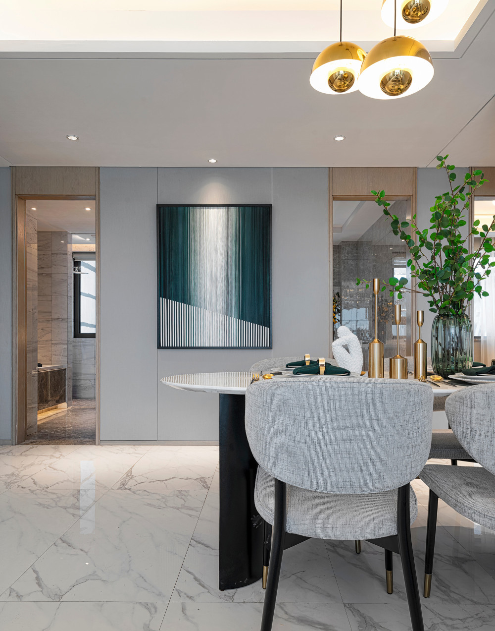 北歐輕奢風格室內(nèi)家裝案例效果圖-餐廳燈飾 北歐輕奢風格室內(nèi)家裝案例效果圖-餐廳燈飾