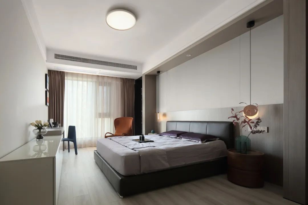 現(xiàn)代簡(jiǎn)約風(fēng)格室內(nèi)設(shè)計(jì)家裝案例-臥室 現(xiàn)代簡(jiǎn)約風(fēng)格室內(nèi)設(shè)計(jì)家裝案例-臥室