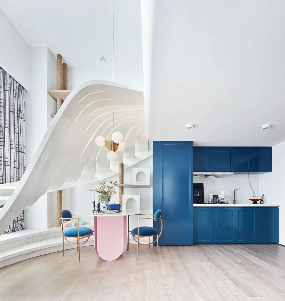 現(xiàn)代輕奢風(fēng)格公寓室內(nèi)裝修設(shè)計-廚餐廳 現(xiàn)代輕奢風(fēng)格公寓室內(nèi)裝修設(shè)計-廚餐廳