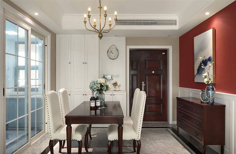 佛山市海倫堡玖悅瀾灣美式風(fēng)格三居室裝修案例