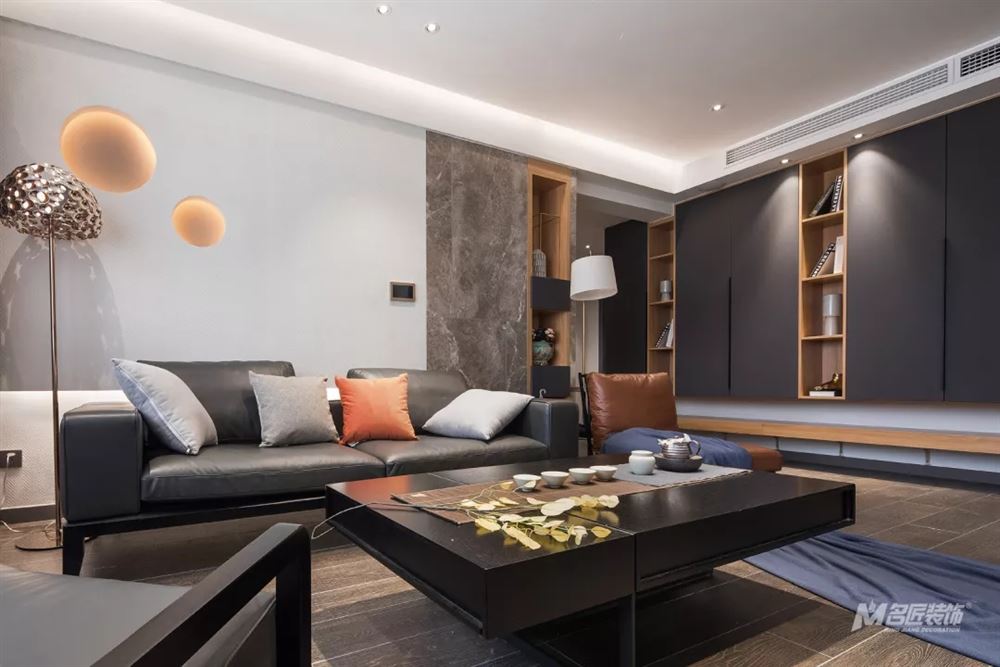 常州市萬科理想城商鋪輕奢風(fēng)格三居室裝修案例