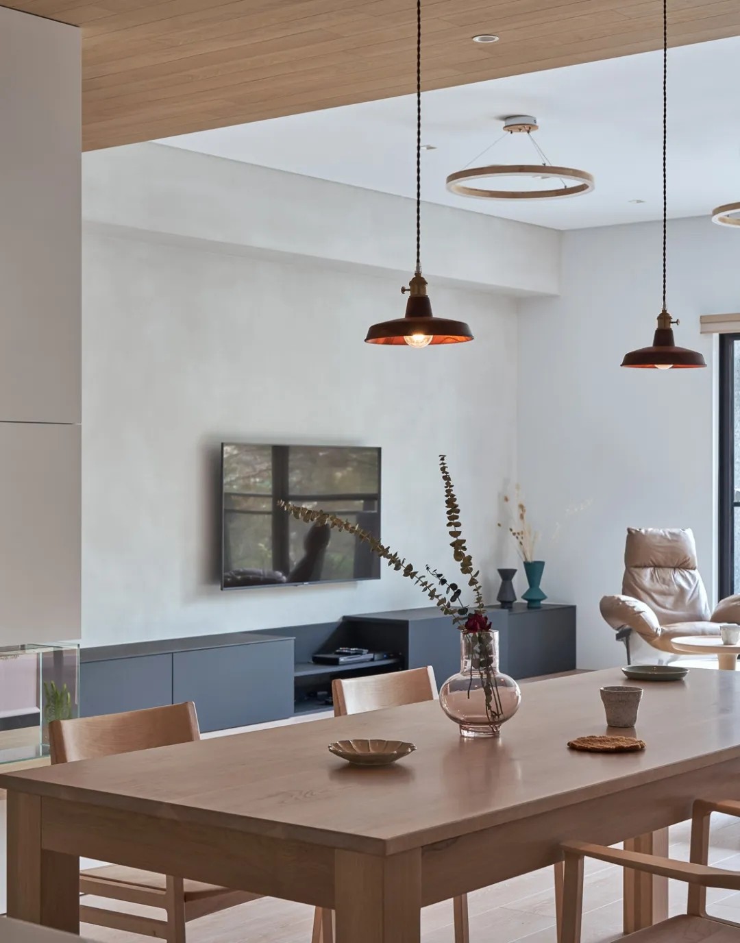 現(xiàn)代風(fēng)格家裝設(shè)計室內(nèi)裝修效果圖-餐廳 現(xiàn)代風(fēng)格家裝設(shè)計室內(nèi)裝修效果圖-餐廳