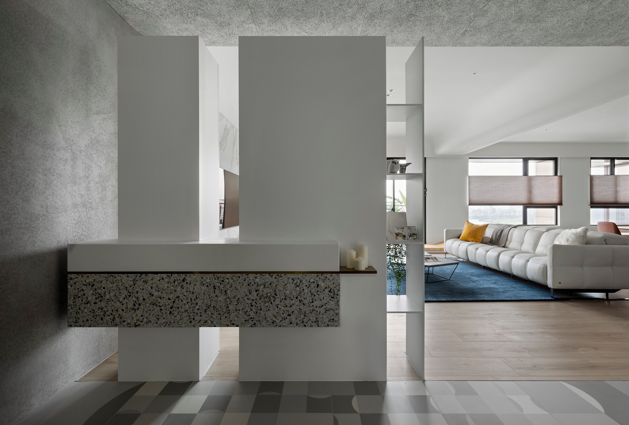 現(xiàn)代簡約風格室內家裝案例效果圖-玄關 現(xiàn)代簡約風格室內家裝案例效果圖-玄關