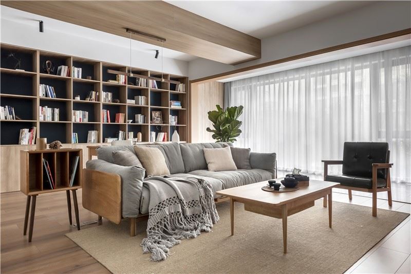 佛山市融創(chuàng)半島壹號(hào)現(xiàn)代風(fēng)格二居室裝修案例