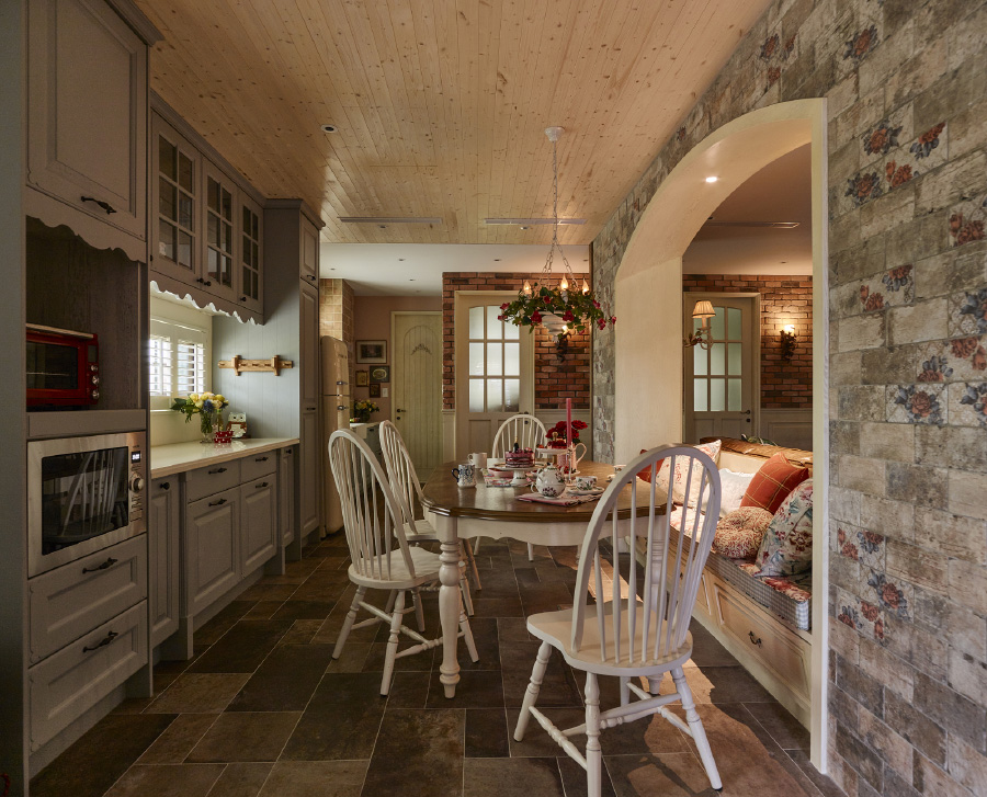 南航碧花園別墅360平米田園風格裝修案例-花園玄關(guān)桌椅 南航碧花園別墅360平米田園風格裝修案例-花園玄關(guān)桌椅