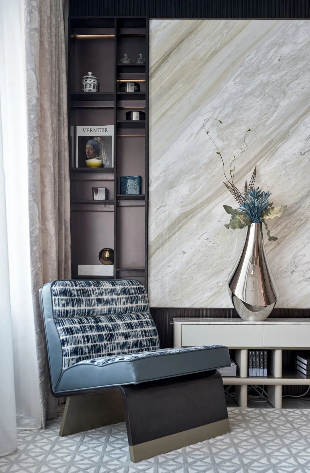 現(xiàn)代簡(jiǎn)約風(fēng)格室內(nèi)設(shè)計(jì)家裝案例-客廳電視背景墻 現(xiàn)代簡(jiǎn)約風(fēng)格室內(nèi)設(shè)計(jì)家裝案例-客廳電視背景墻