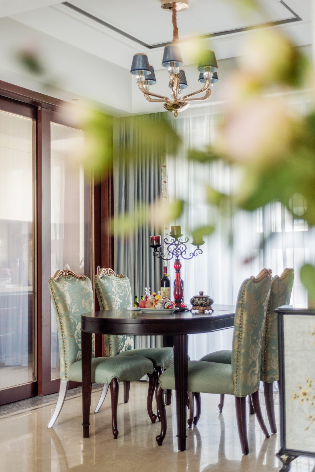 美式田園風(fēng)格家裝設(shè)計(jì)室內(nèi)裝修效果圖-餐廳 美式田園風(fēng)格家裝設(shè)計(jì)室內(nèi)裝修效果圖-餐廳