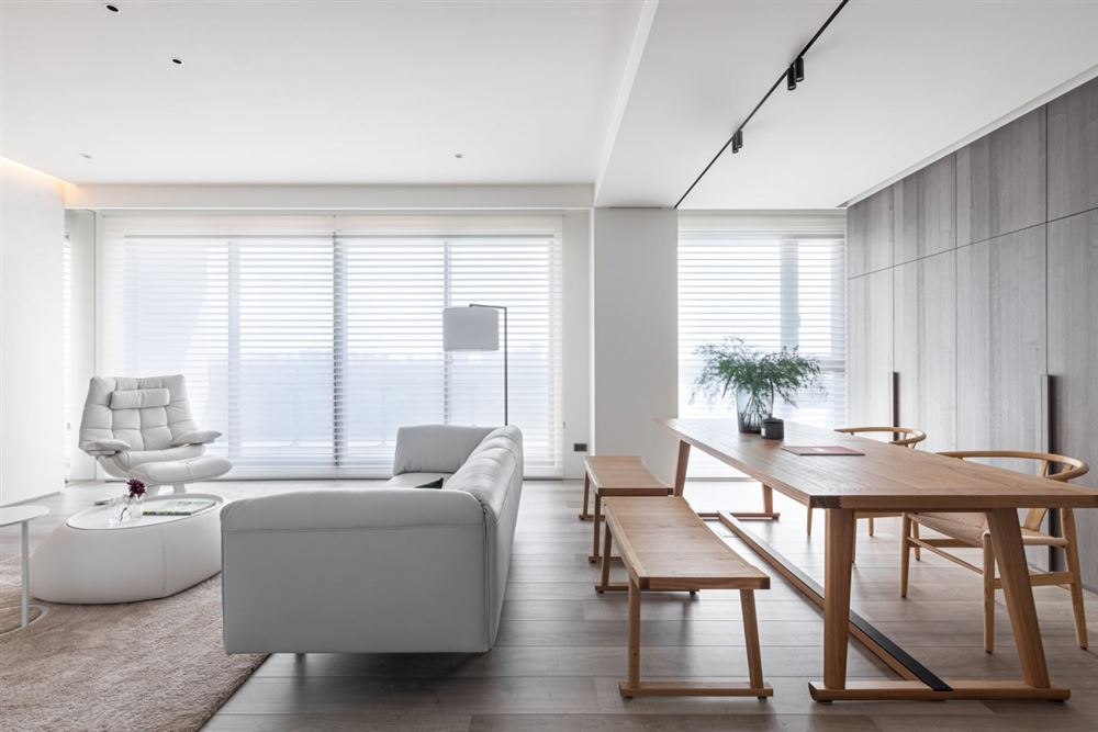 佛山市建投綠地璀璨天城現(xiàn)代簡(jiǎn)約風(fēng)格四居室裝修案例