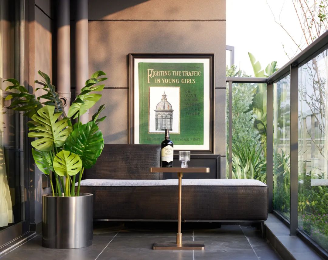 現(xiàn)代輕奢風(fēng)格室內(nèi)設(shè)計(jì)家裝案例-陽(yáng)臺(tái) 現(xiàn)代輕奢風(fēng)格室內(nèi)設(shè)計(jì)家裝案例-陽(yáng)臺(tái)