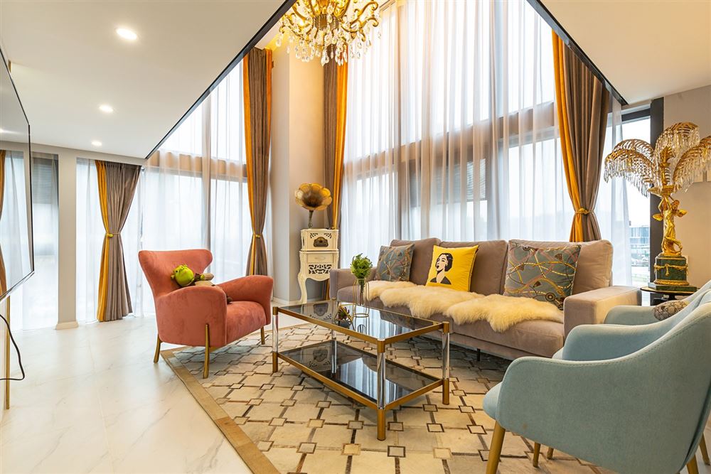 楚雄彝族自治州半山國(guó)際輕奢風(fēng)格復(fù)式裝修案例