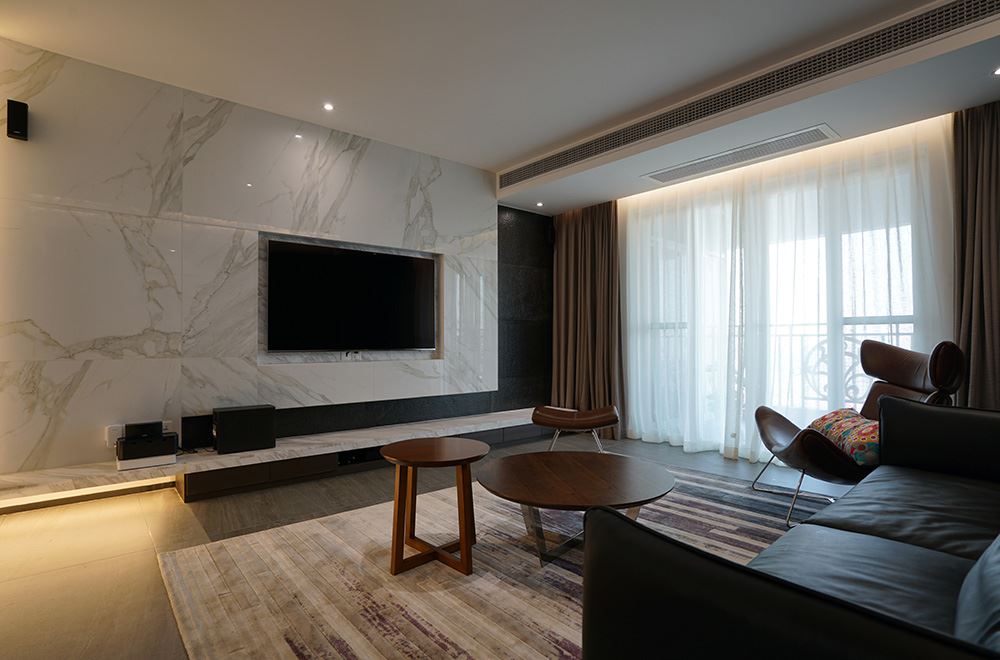 廣州市中?；ǔ菫超F(xiàn)代簡約風格三居室裝修案例