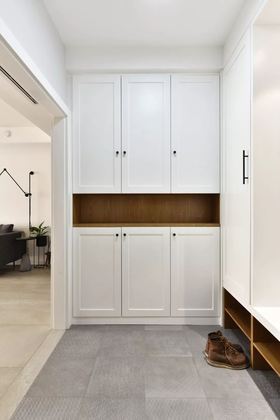 簡約原木風格家裝設計室內(nèi)裝修效果圖-玄關 簡約原木風格家裝設計室內(nèi)裝修效果圖-玄關