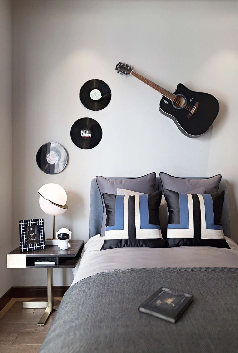 輕奢簡(jiǎn)約風(fēng)格室內(nèi)設(shè)計(jì)家裝案例-次臥 輕奢簡(jiǎn)約風(fēng)格室內(nèi)設(shè)計(jì)家裝案例-次臥