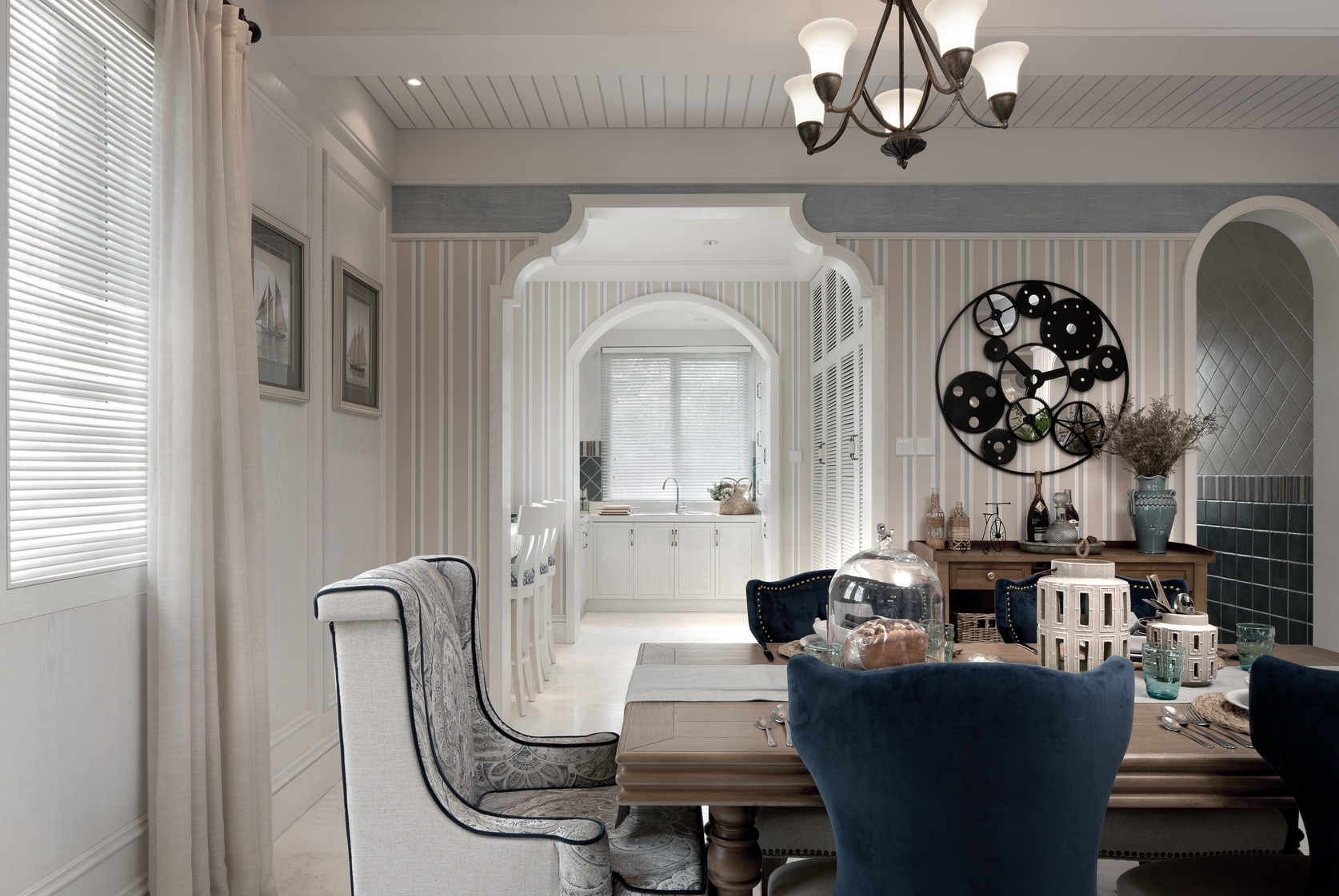 裝修案例地中海風(fēng)格室內(nèi)裝修效果圖-餐廳 裝修案例地中海風(fēng)格室內(nèi)裝修效果圖-餐廳