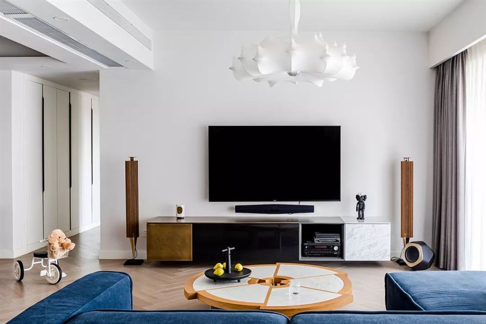 汕頭市和承苑現(xiàn)代簡約風(fēng)格三居室裝修案例