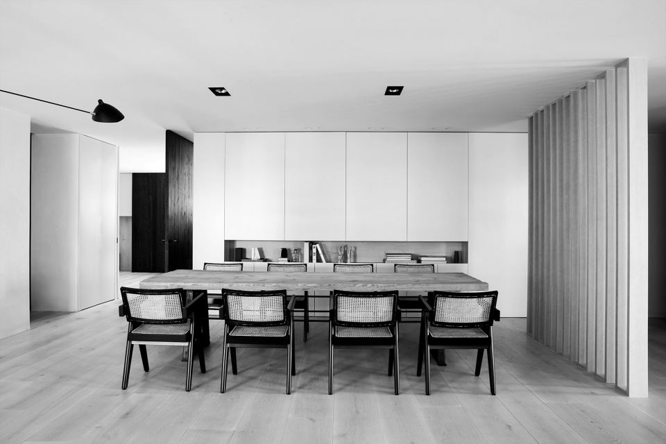 廣州市金碧世紀(jì)花園現(xiàn)代風(fēng)格三居室裝修案例