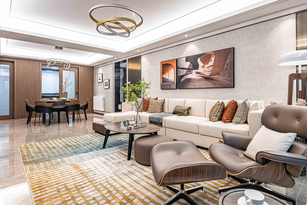 廣州市中?？党切轮惺斤L格四居室裝修案例