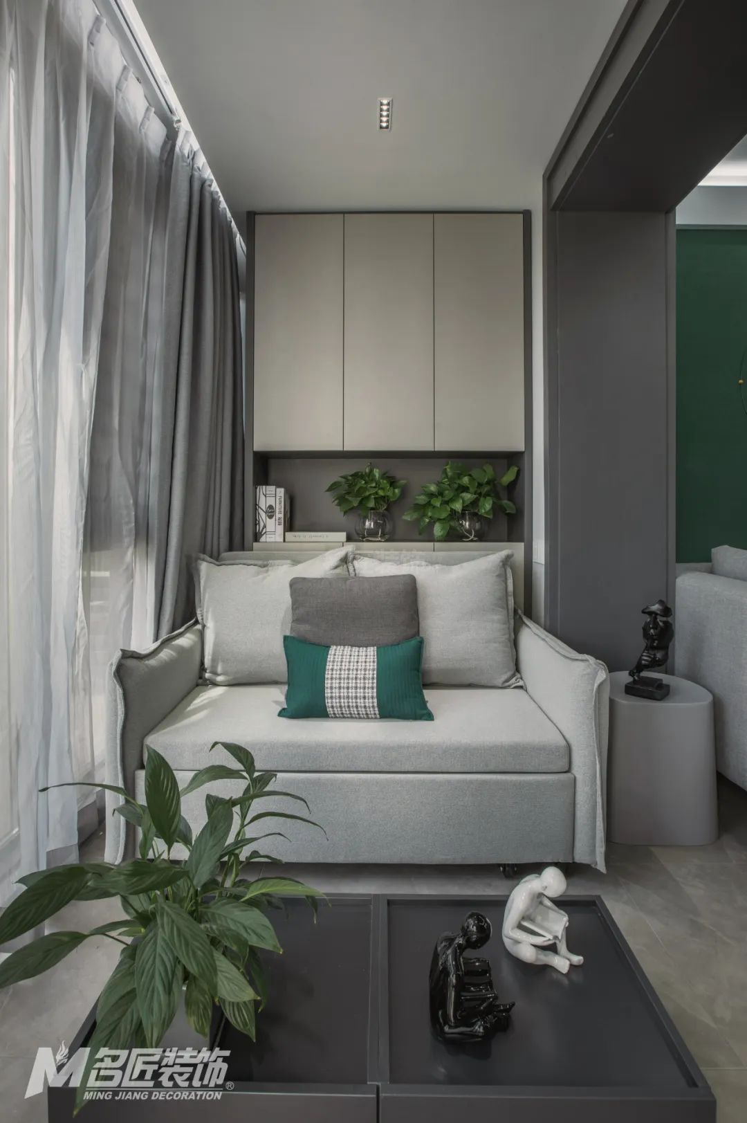 現(xiàn)場(chǎng)實(shí)景—生活陽(yáng)臺(tái)